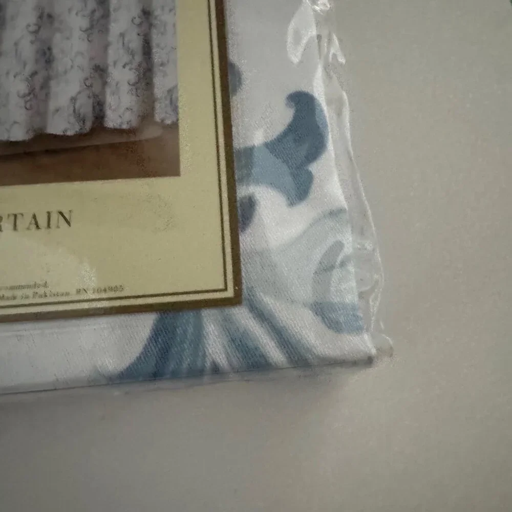 Domain Anne Marie Blue and White Shower Curtain New in Package 72 x 72 inches